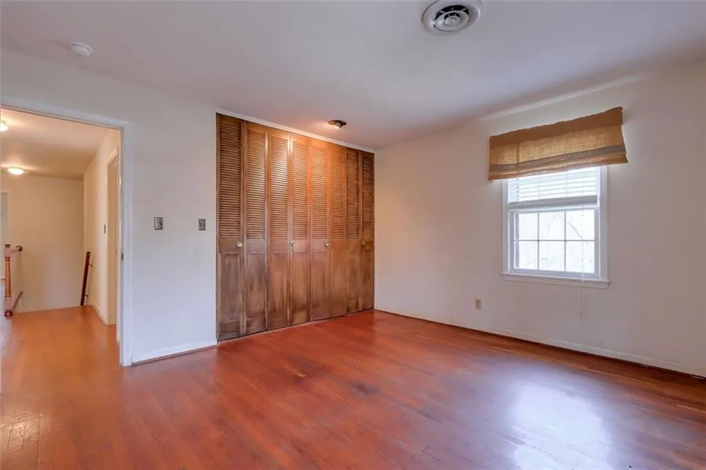 365 Forest Valley Court, Atlanta, Georgia 30342, 4 Bedrooms Bedrooms, ,2 BathroomsBathrooms,Residential,Sold,365 Forest Valley Court,6830220