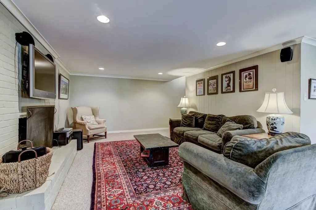 4885 Westfalia Court, Atlanta, Georgia 30342, 4 Bedrooms Bedrooms, ,3 BathroomsBathrooms,Residential,Sold,4885 Westfalia Court,5998008