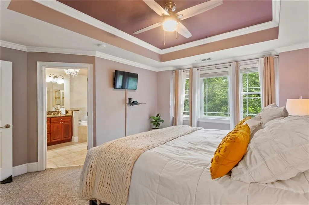 29 High Top Road, Atlanta, Georgia 30328, 3 Bedrooms Bedrooms, ,3 BathroomsBathrooms,Residential,Sold,29 High Top Road,7244955