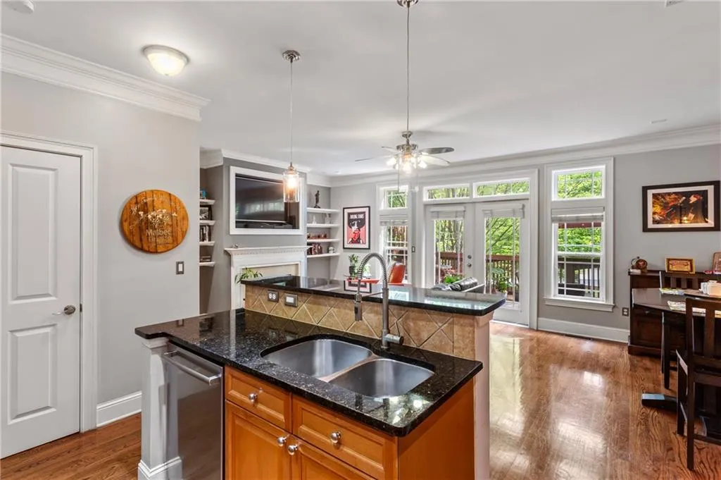 29 High Top Road, Atlanta, Georgia 30328, 3 Bedrooms Bedrooms, ,3 BathroomsBathrooms,Residential,Sold,29 High Top Road,7244955