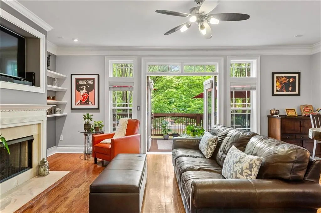 29 High Top Road, Atlanta, Georgia 30328, 3 Bedrooms Bedrooms, ,3 BathroomsBathrooms,Residential,Sold,29 High Top Road,7244955