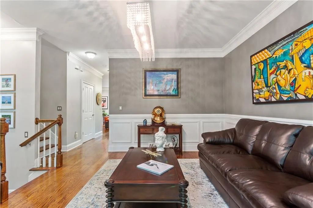 29 High Top Road, Atlanta, Georgia 30328, 3 Bedrooms Bedrooms, ,3 BathroomsBathrooms,Residential,Sold,29 High Top Road,7244955