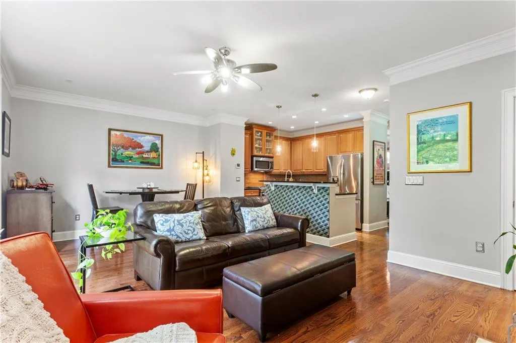 29 High Top Road, Atlanta, Georgia 30328, 3 Bedrooms Bedrooms, ,3 BathroomsBathrooms,Residential,Sold,29 High Top Road,7244955