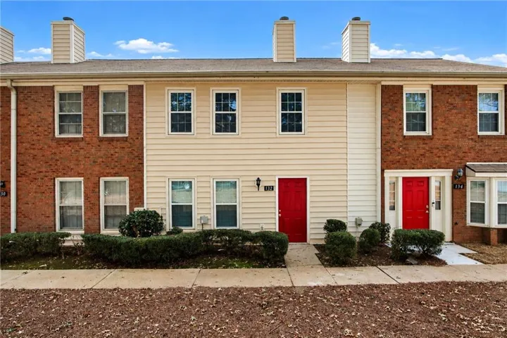 132 Old Ferry Way, Roswell, Georgia 30076