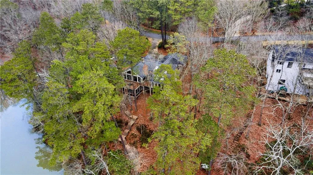 9615 Huntcliff Trace, Sandy Springs, Georgia 30350, 6 Bedrooms Bedrooms, ,5 BathroomsBathrooms,Residential,Sold,9615 Huntcliff Trace,6863764