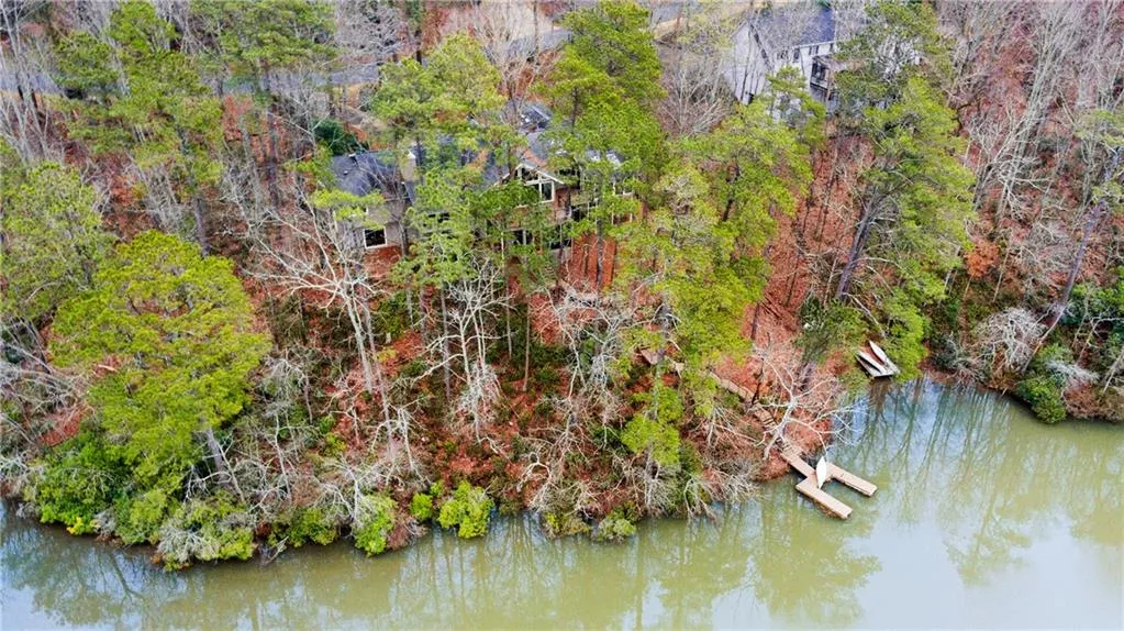 9615 Huntcliff Trace, Sandy Springs, Georgia 30350, 6 Bedrooms Bedrooms, ,5 BathroomsBathrooms,Residential,Sold,9615 Huntcliff Trace,6863764