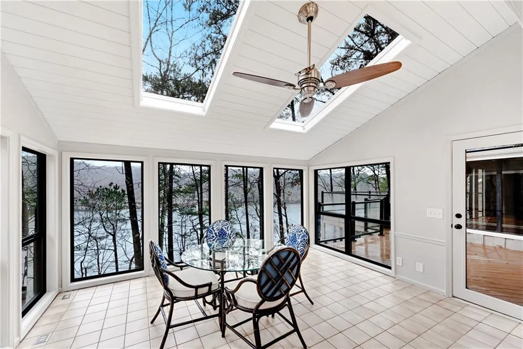 9615 Huntcliff Trace, Sandy Springs, Georgia 30350, 6 Bedrooms Bedrooms, ,5 BathroomsBathrooms,Residential,Sold,9615 Huntcliff Trace,6863764