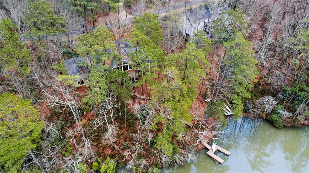 9615 Huntcliff Trace, Sandy Springs, Georgia 30350, 6 Bedrooms Bedrooms, ,5 BathroomsBathrooms,Residential,Sold,9615 Huntcliff Trace,6863764