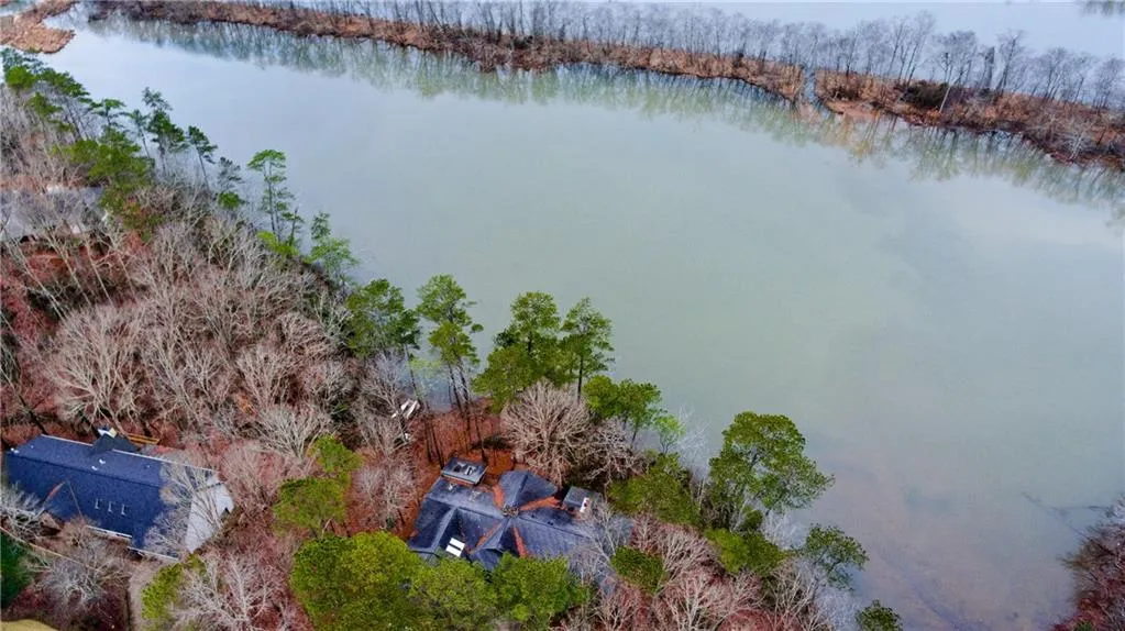 9615 Huntcliff Trace, Sandy Springs, Georgia 30350, 6 Bedrooms Bedrooms, ,5 BathroomsBathrooms,Residential,Sold,9615 Huntcliff Trace,6863764