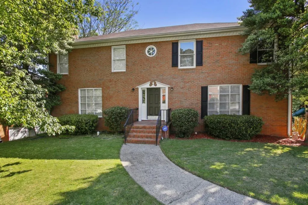 8923 Carroll Manor Drive, Sandy Springs, Georgia 30350, 3 Bedrooms Bedrooms, ,2 BathroomsBathrooms,Residential,Sold,8923 Carroll Manor Drive,6720459