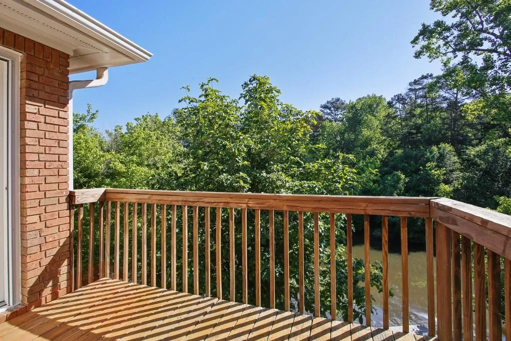 8923 Carroll Manor Drive, Sandy Springs, Georgia 30350, 3 Bedrooms Bedrooms, ,2 BathroomsBathrooms,Residential,Sold,8923 Carroll Manor Drive,6720459