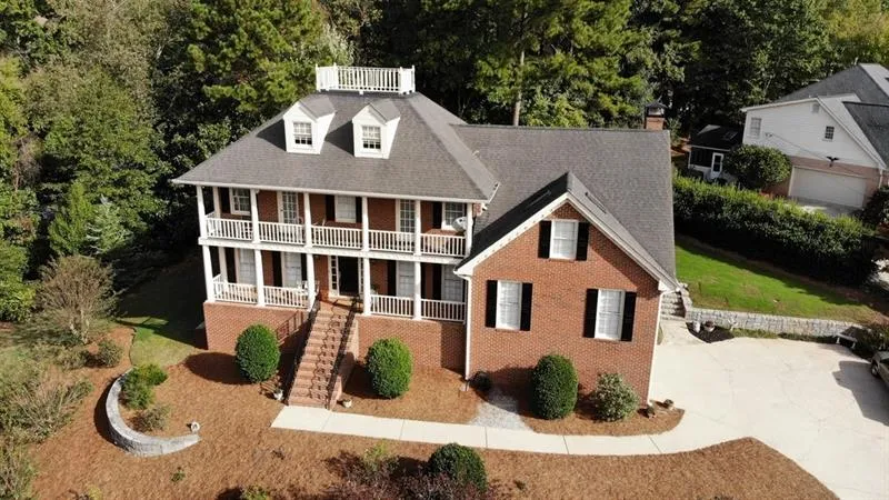 7545 Hunters Woods Drive, Sandy Springs, Georgia 30350, 5 Bedrooms Bedrooms, ,3 BathroomsBathrooms,Residential,Sold,7545 Hunters Woods Drive,6631030