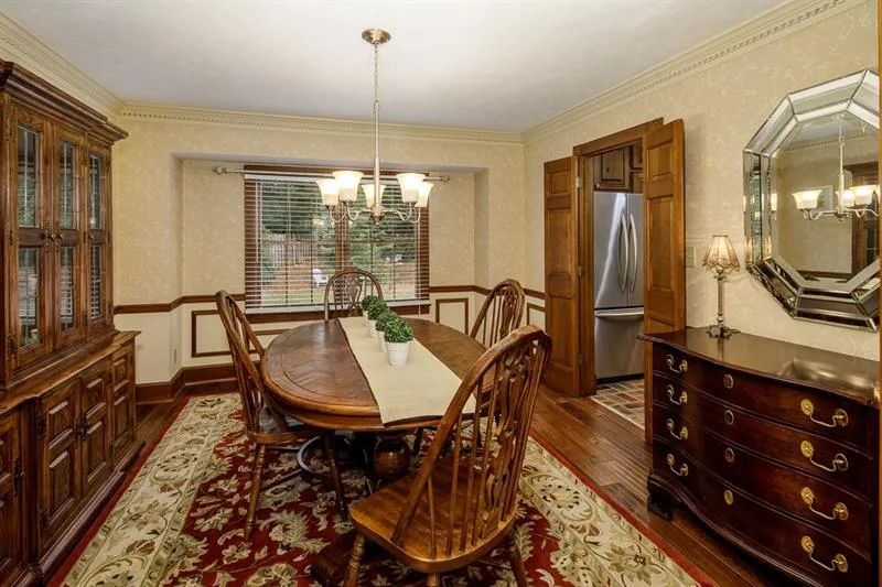 7545 Hunters Woods Drive, Sandy Springs, Georgia 30350, 5 Bedrooms Bedrooms, ,3 BathroomsBathrooms,Residential,Sold,7545 Hunters Woods Drive,6631030