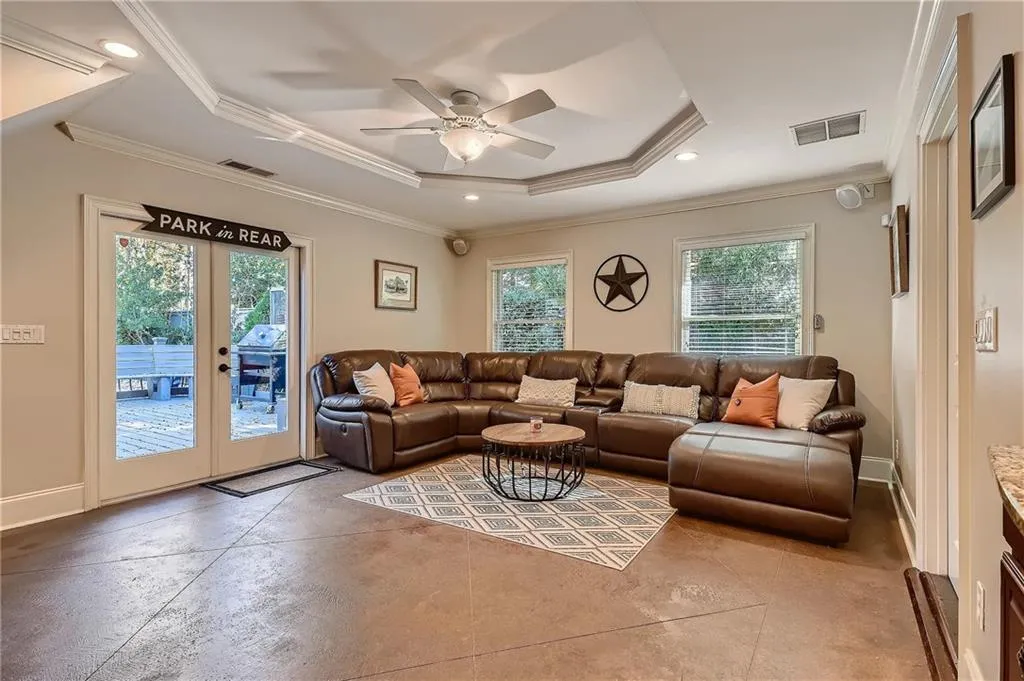 6399 N Hampton Drive, Sandy Springs, Georgia 30328, 4 Bedrooms Bedrooms, ,3 BathroomsBathrooms,Residential,Sold,6399 N Hampton Drive,7269055