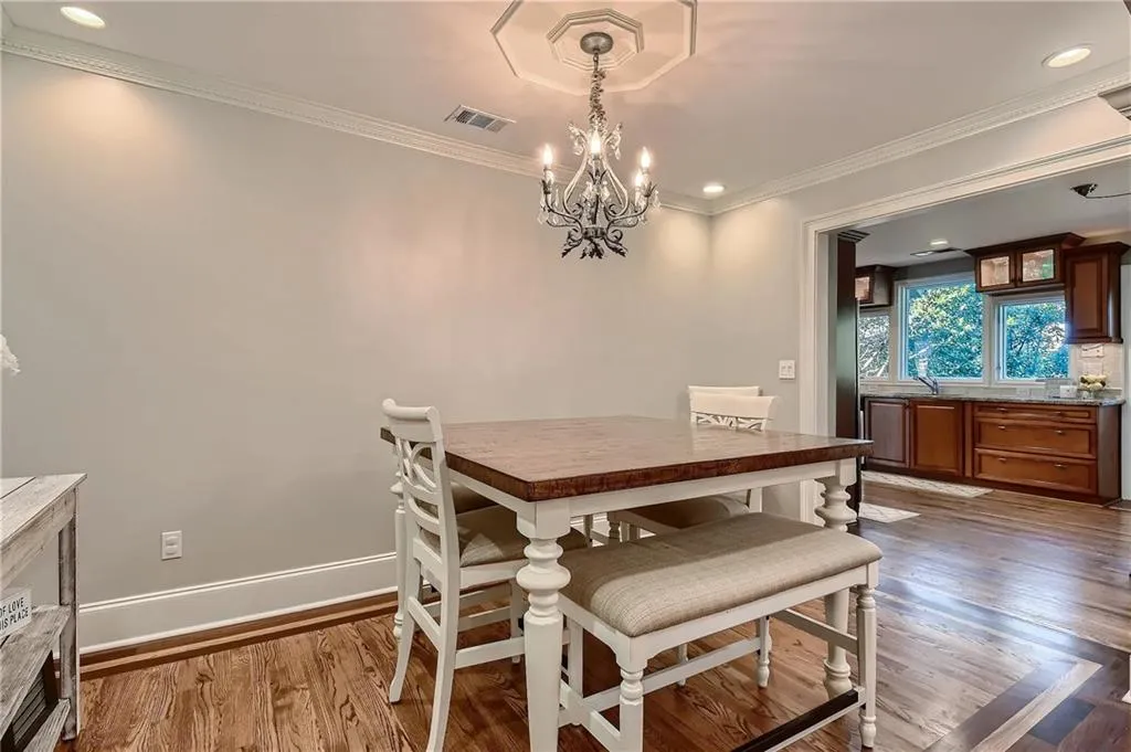6399 N Hampton Drive, Sandy Springs, Georgia 30328, 4 Bedrooms Bedrooms, ,3 BathroomsBathrooms,Residential,Sold,6399 N Hampton Drive,7269055