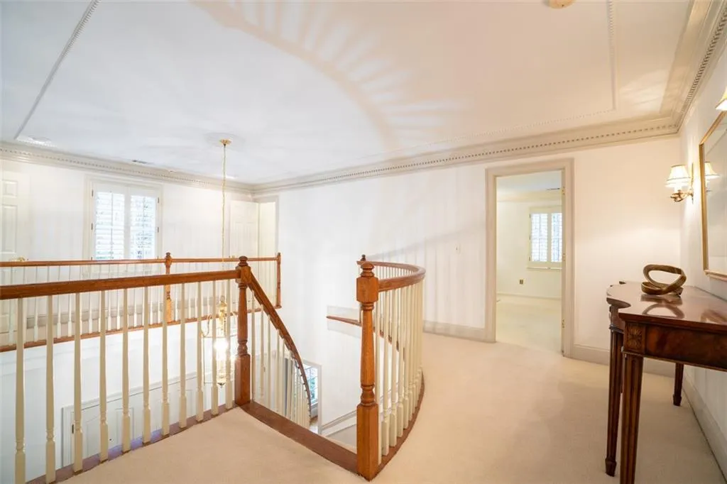 8660 The 5th Green, Sandy Springs, Georgia 30350, 4 Bedrooms Bedrooms, ,3 BathroomsBathrooms,Residential,Sold,8660 The 5th Green,6977446