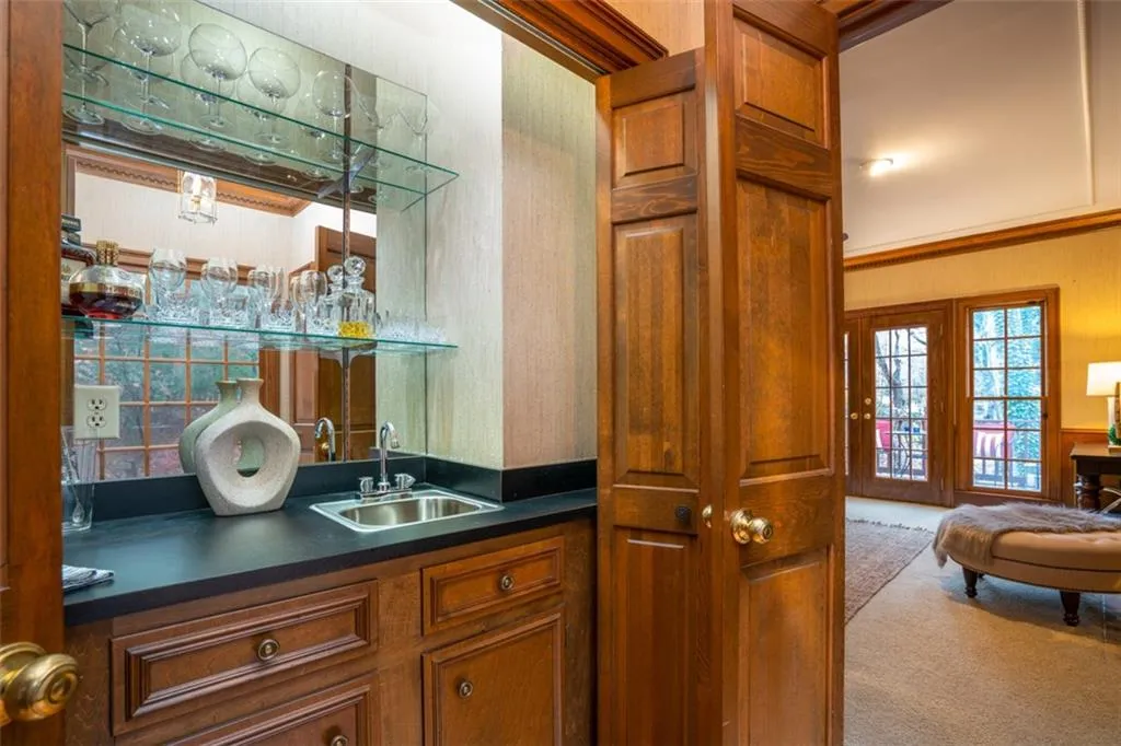 8660 The 5th Green, Sandy Springs, Georgia 30350, 4 Bedrooms Bedrooms, ,3 BathroomsBathrooms,Residential,Sold,8660 The 5th Green,6977446