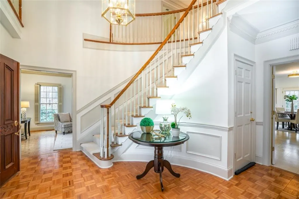 8660 The 5th Green, Sandy Springs, Georgia 30350, 4 Bedrooms Bedrooms, ,3 BathroomsBathrooms,Residential,Sold,8660 The 5th Green,6977446