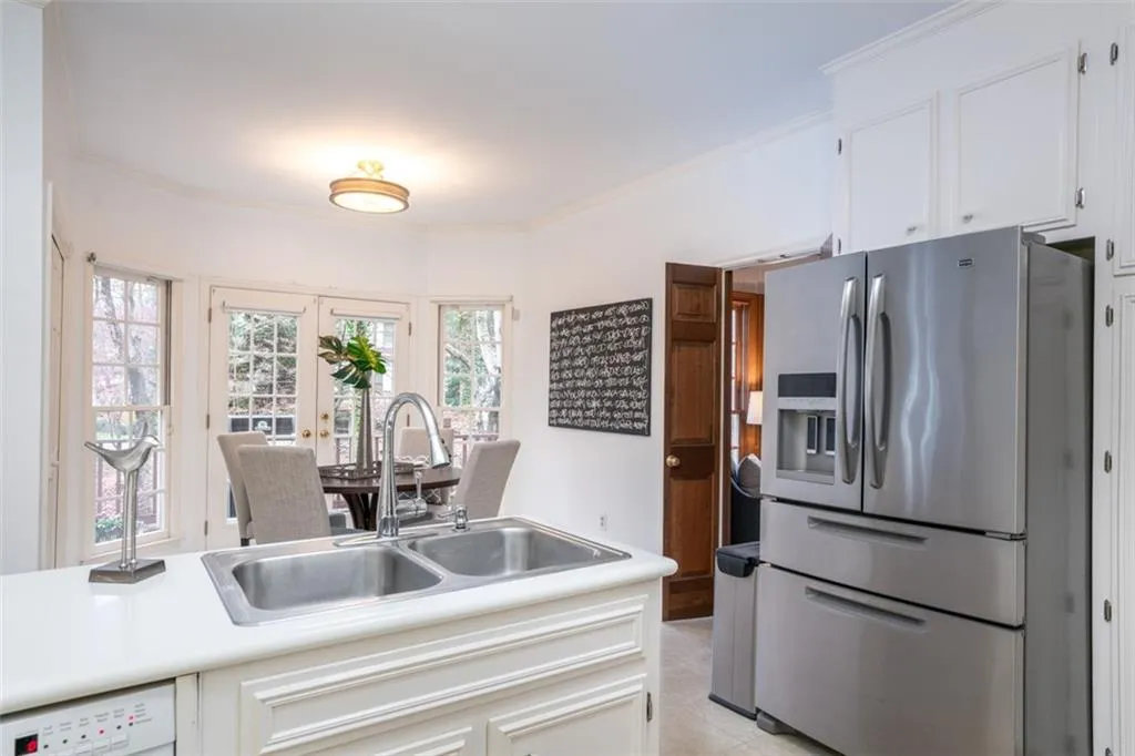 8660 The 5th Green, Sandy Springs, Georgia 30350, 4 Bedrooms Bedrooms, ,3 BathroomsBathrooms,Residential,Sold,8660 The 5th Green,6977446