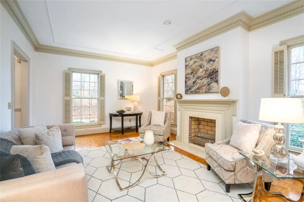 8660 The 5th Green, Sandy Springs, Georgia 30350, 4 Bedrooms Bedrooms, ,3 BathroomsBathrooms,Residential,Sold,8660 The 5th Green,6977446