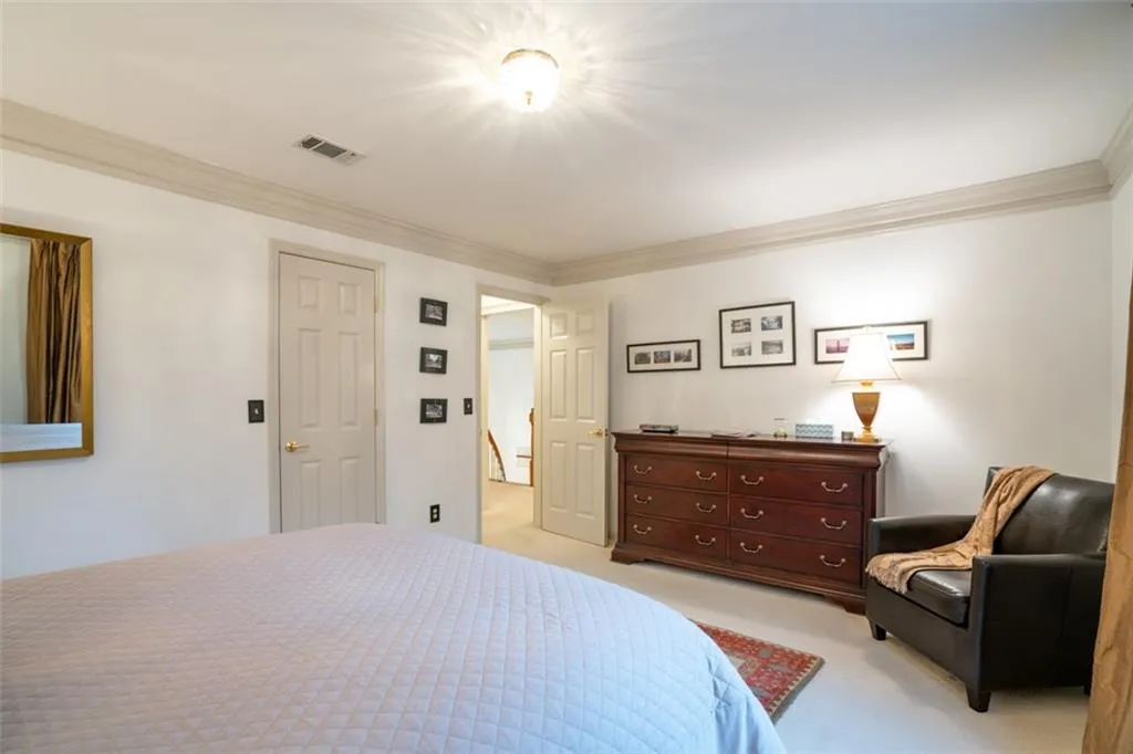 8660 The 5th Green, Sandy Springs, Georgia 30350, 4 Bedrooms Bedrooms, ,3 BathroomsBathrooms,Residential,Sold,8660 The 5th Green,6977446