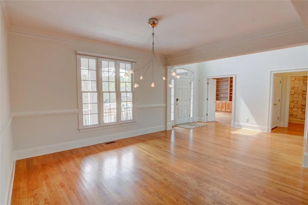 305 Hunting View Court, Sandy Springs, Georgia 30328, 4 Bedrooms Bedrooms, ,4 BathroomsBathrooms,Residential,Sold,305 Hunting View Court,7195680