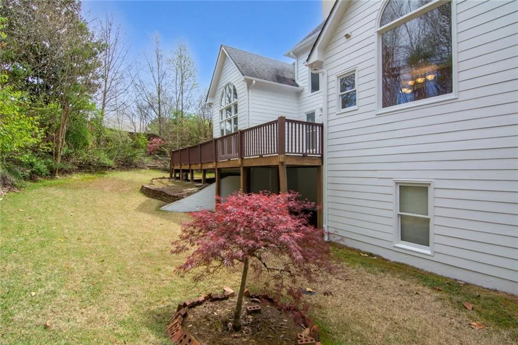 305 Hunting View Court, Sandy Springs, Georgia 30328, 4 Bedrooms Bedrooms, ,4 BathroomsBathrooms,Residential,Sold,305 Hunting View Court,7195680