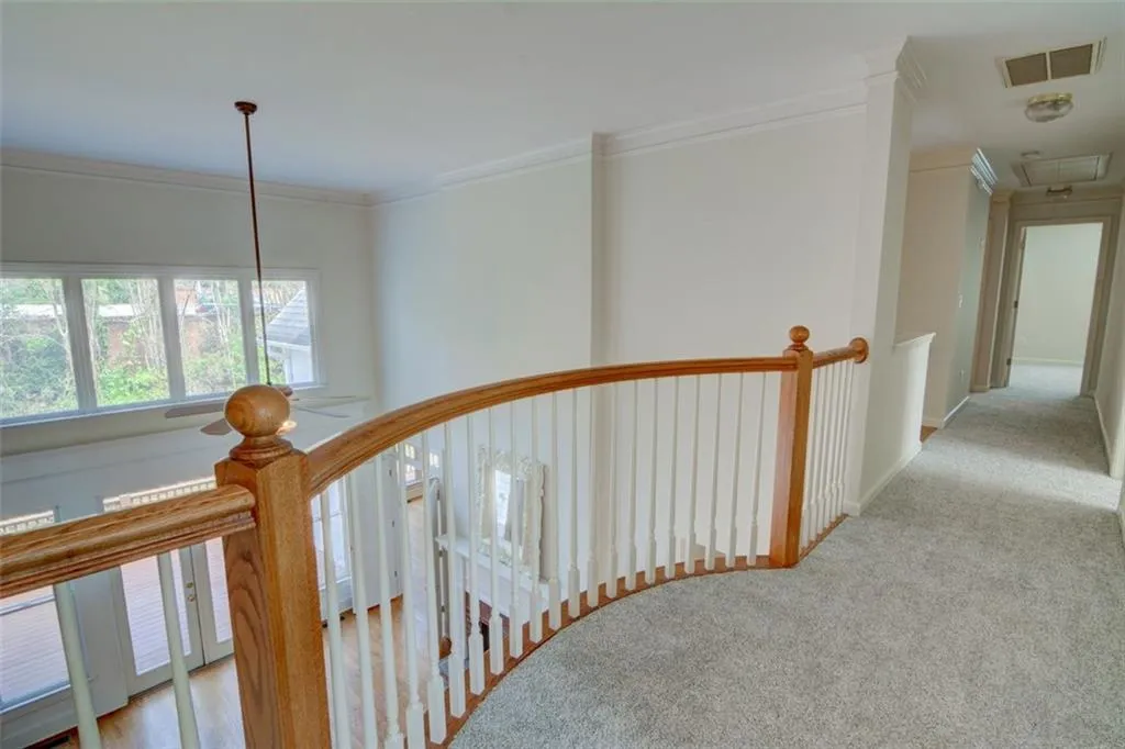 305 Hunting View Court, Sandy Springs, Georgia 30328, 4 Bedrooms Bedrooms, ,4 BathroomsBathrooms,Residential,Sold,305 Hunting View Court,7195680