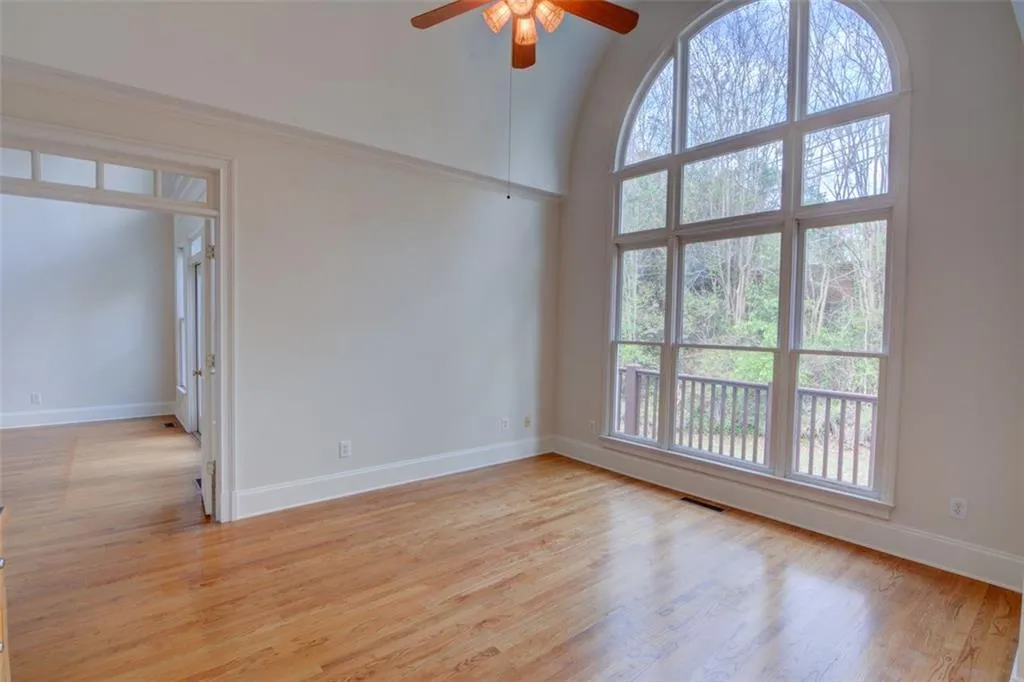 305 Hunting View Court, Sandy Springs, Georgia 30328, 4 Bedrooms Bedrooms, ,4 BathroomsBathrooms,Residential,Sold,305 Hunting View Court,7195680