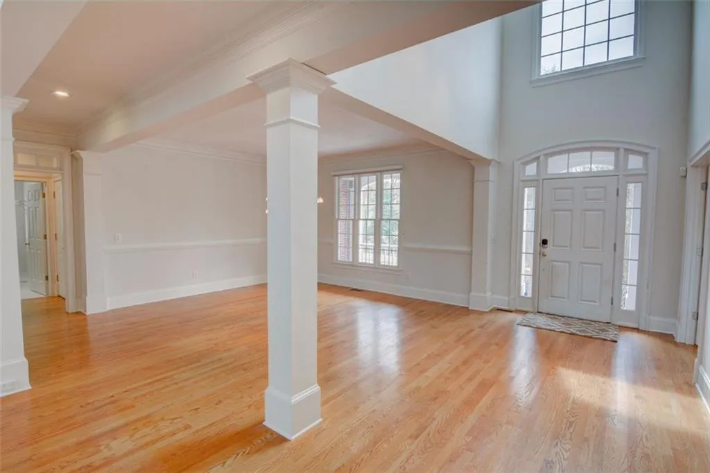 305 Hunting View Court, Sandy Springs, Georgia 30328, 4 Bedrooms Bedrooms, ,4 BathroomsBathrooms,Residential,Sold,305 Hunting View Court,7195680