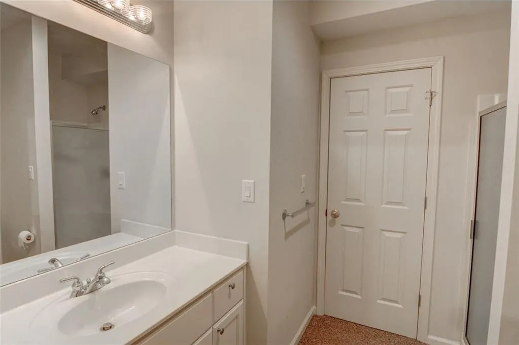305 Hunting View Court, Sandy Springs, Georgia 30328, 4 Bedrooms Bedrooms, ,4 BathroomsBathrooms,Residential,Sold,305 Hunting View Court,7195680