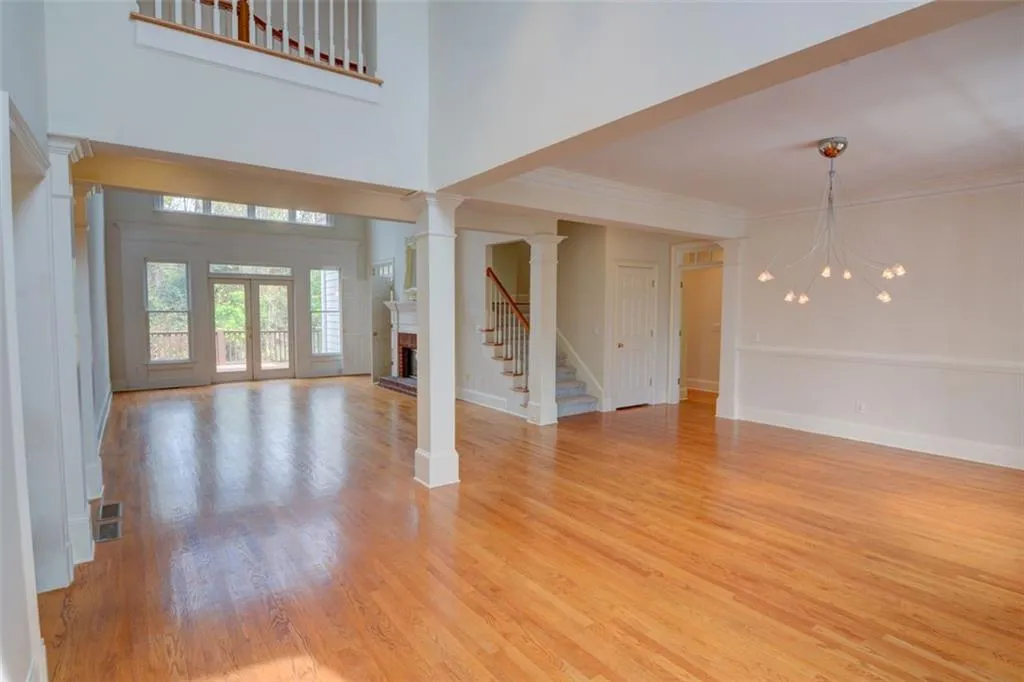 305 Hunting View Court, Sandy Springs, Georgia 30328, 4 Bedrooms Bedrooms, ,4 BathroomsBathrooms,Residential,Sold,305 Hunting View Court,7195680