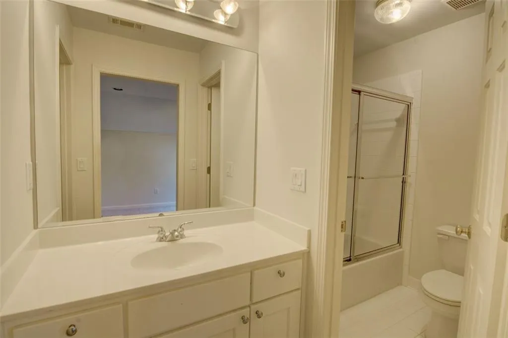305 Hunting View Court, Sandy Springs, Georgia 30328, 4 Bedrooms Bedrooms, ,4 BathroomsBathrooms,Residential,Sold,305 Hunting View Court,7195680