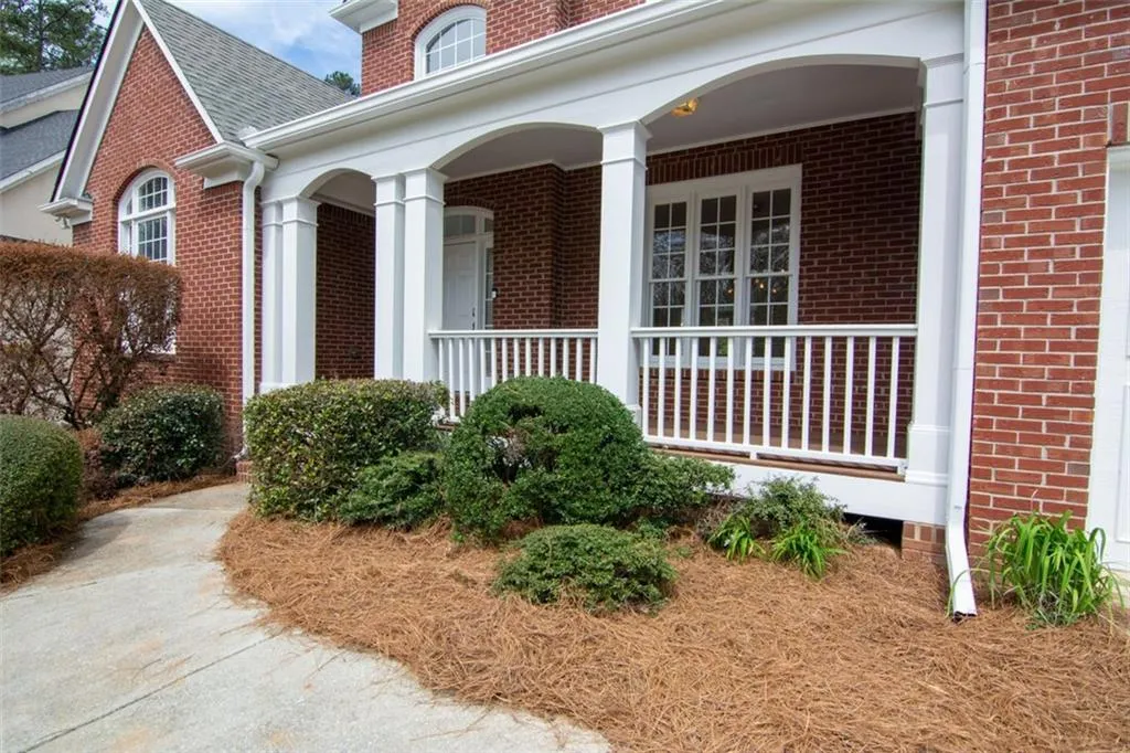 305 Hunting View Court, Sandy Springs, Georgia 30328, 4 Bedrooms Bedrooms, ,4 BathroomsBathrooms,Residential,Sold,305 Hunting View Court,7195680