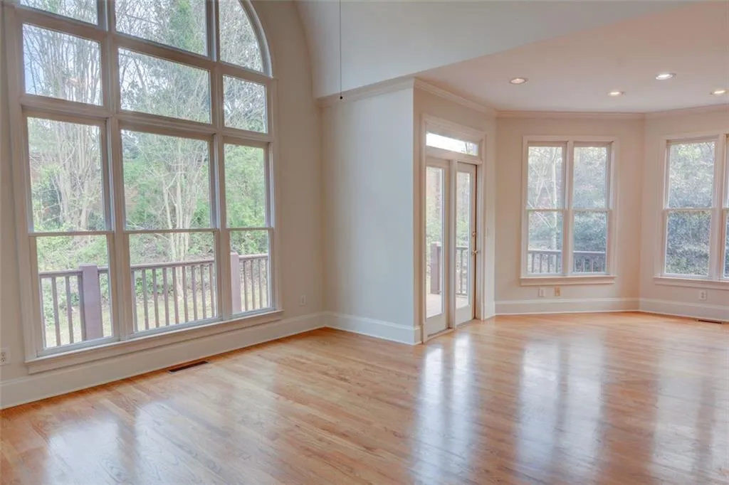 305 Hunting View Court, Sandy Springs, Georgia 30328, 4 Bedrooms Bedrooms, ,4 BathroomsBathrooms,Residential,Sold,305 Hunting View Court,7195680