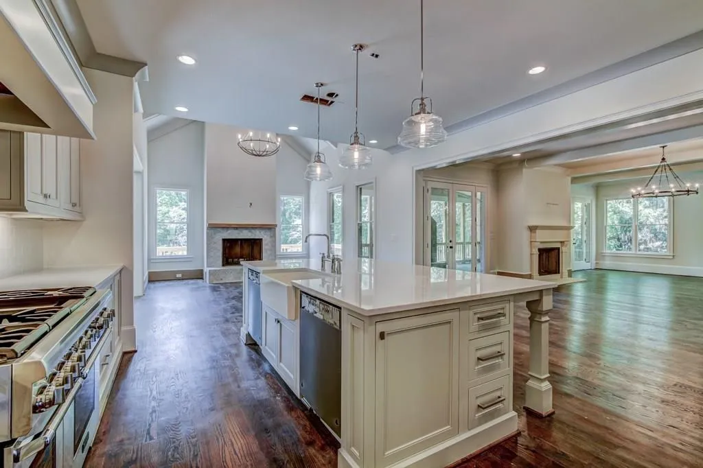 4732 E Conway Drive Nw, Atlanta, Georgia 30327, 5 Bedrooms Bedrooms, ,5 BathroomsBathrooms,Residential,Sold,4732 E Conway Drive Nw,5843659
