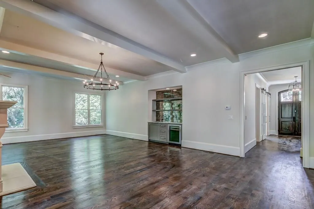 4732 E Conway Drive Nw, Atlanta, Georgia 30327, 5 Bedrooms Bedrooms, ,5 BathroomsBathrooms,Residential,Sold,4732 E Conway Drive Nw,5843659