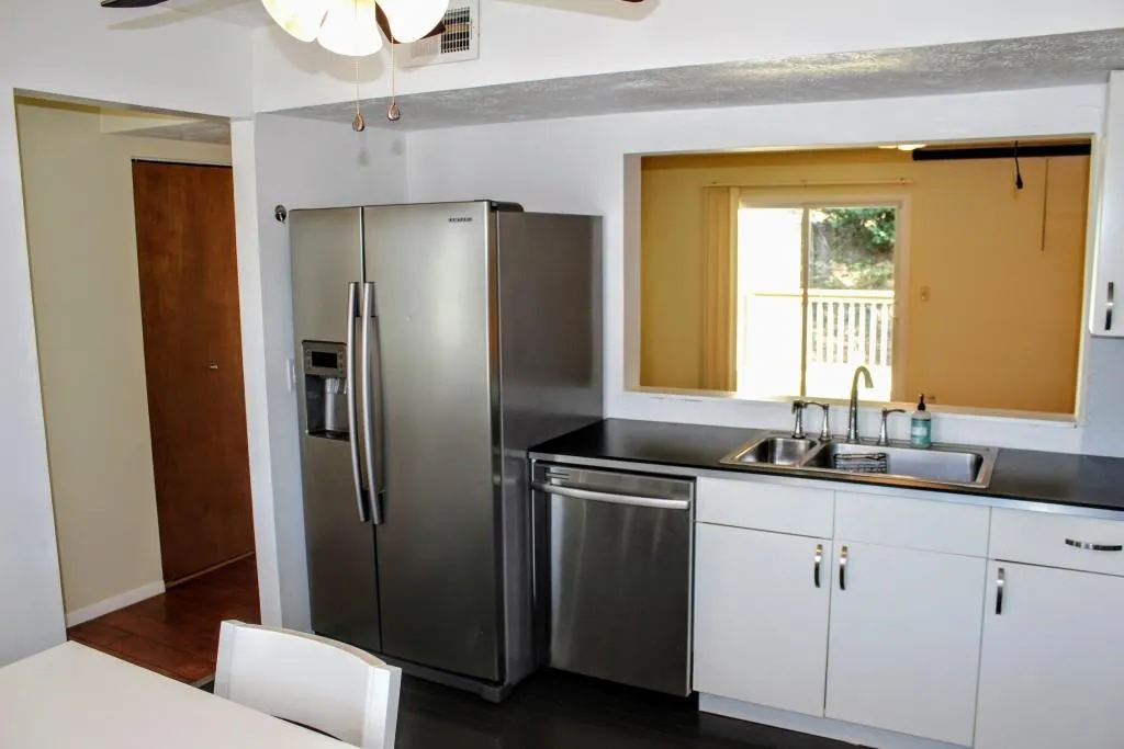 8837 Applegate Lane Unit 8837, Atlanta, Georgia 30350, 2 Bedrooms Bedrooms, ,2 BathroomsBathrooms,Residential,Sold,8837 Applegate Lane Unit 8837,5971848