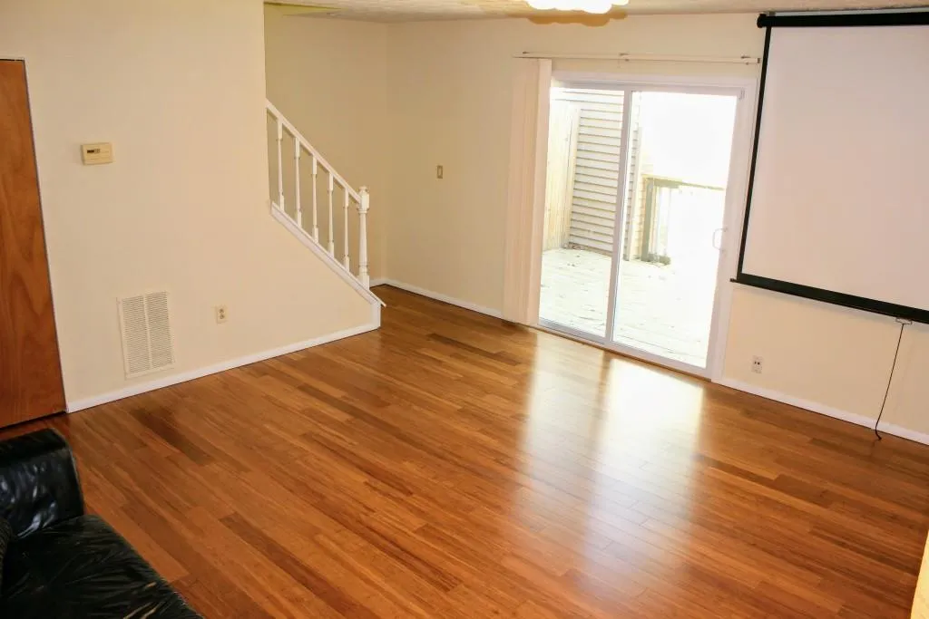 8837 Applegate Lane Unit 8837, Atlanta, Georgia 30350, 2 Bedrooms Bedrooms, ,2 BathroomsBathrooms,Residential,Sold,8837 Applegate Lane Unit 8837,5971848