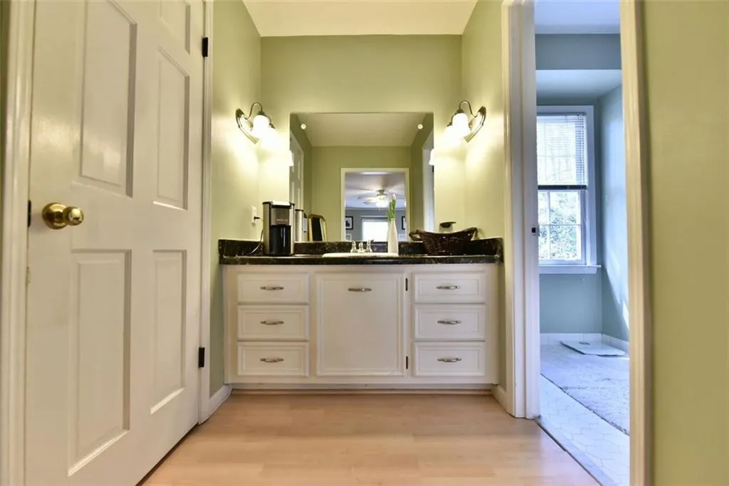 6736 Ridge Mill Lane, Atlanta, Georgia 30328, 4 Bedrooms Bedrooms, ,2 BathroomsBathrooms,Residential,Sold,6736 Ridge Mill Lane,5816276