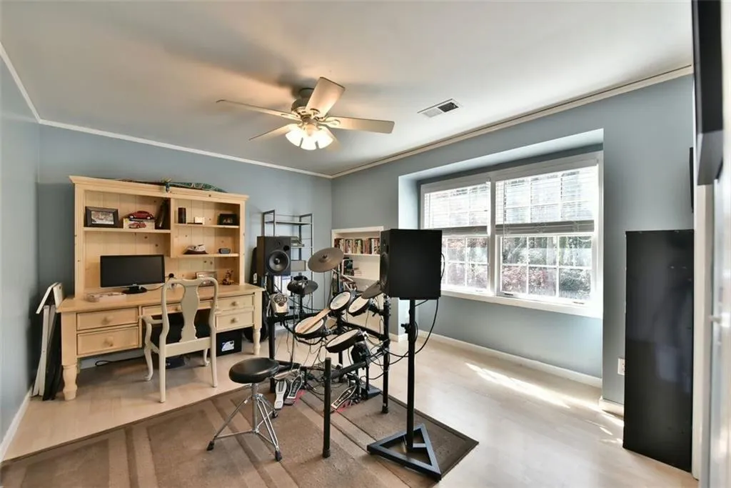 6736 Ridge Mill Lane, Atlanta, Georgia 30328, 4 Bedrooms Bedrooms, ,2 BathroomsBathrooms,Residential,Sold,6736 Ridge Mill Lane,5816276