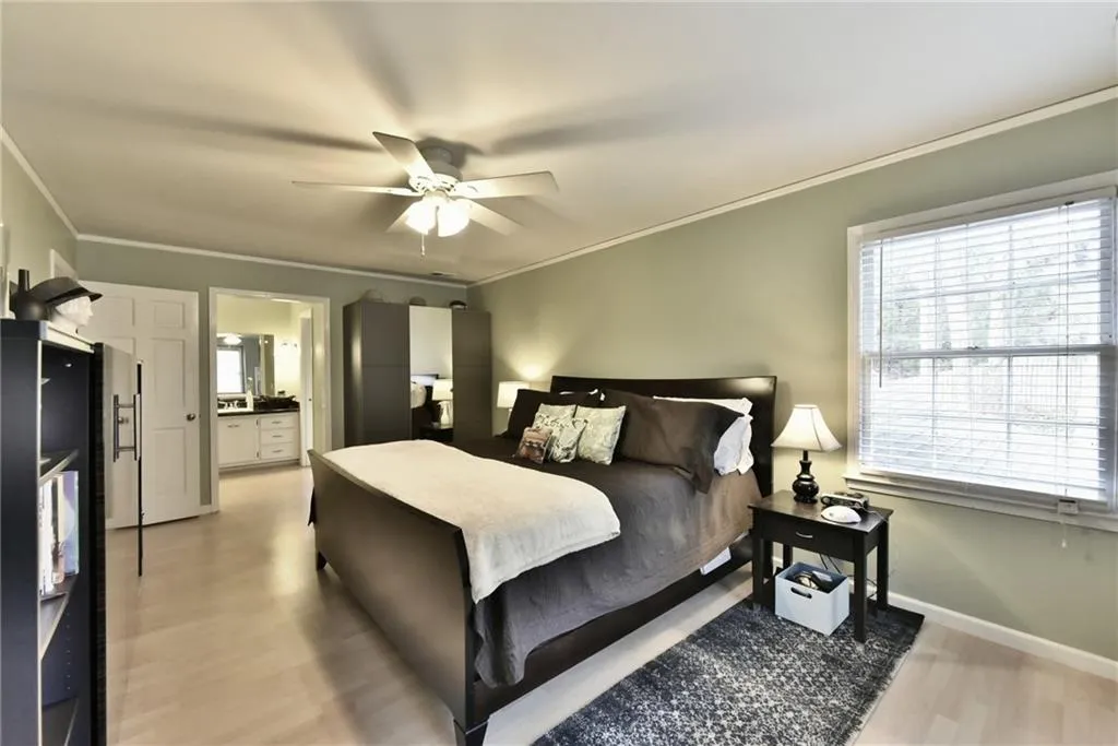 6736 Ridge Mill Lane, Atlanta, Georgia 30328, 4 Bedrooms Bedrooms, ,2 BathroomsBathrooms,Residential,Sold,6736 Ridge Mill Lane,5816276