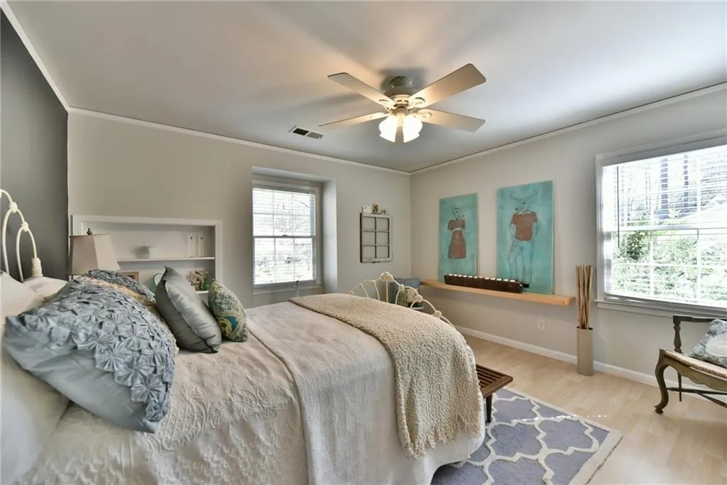 6736 Ridge Mill Lane, Atlanta, Georgia 30328, 4 Bedrooms Bedrooms, ,2 BathroomsBathrooms,Residential,Sold,6736 Ridge Mill Lane,5816276