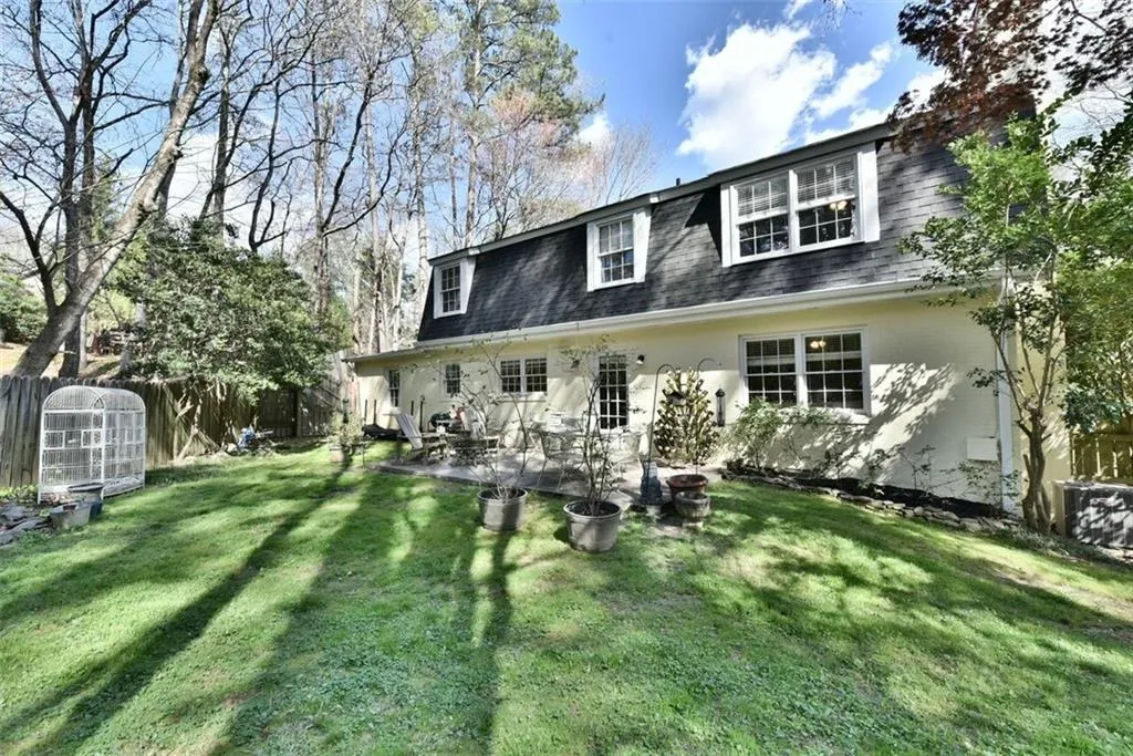 6736 Ridge Mill Lane, Atlanta, Georgia 30328, 4 Bedrooms Bedrooms, ,2 BathroomsBathrooms,Residential,Sold,6736 Ridge Mill Lane,5816276