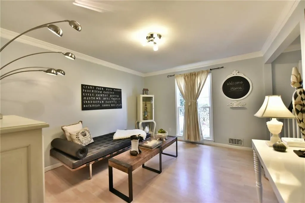 6736 Ridge Mill Lane, Atlanta, Georgia 30328, 4 Bedrooms Bedrooms, ,2 BathroomsBathrooms,Residential,Sold,6736 Ridge Mill Lane,5816276