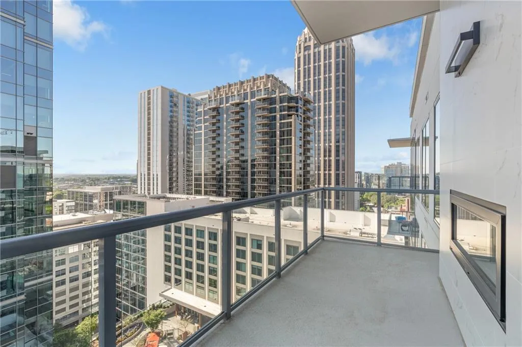 40 12th Street Ne Unit 1901, Atlanta, Georgia 30309, 2 Bedrooms Bedrooms, ,2 BathroomsBathrooms,Residential,For Sale,40 12th Street Ne Unit 1901,7374340