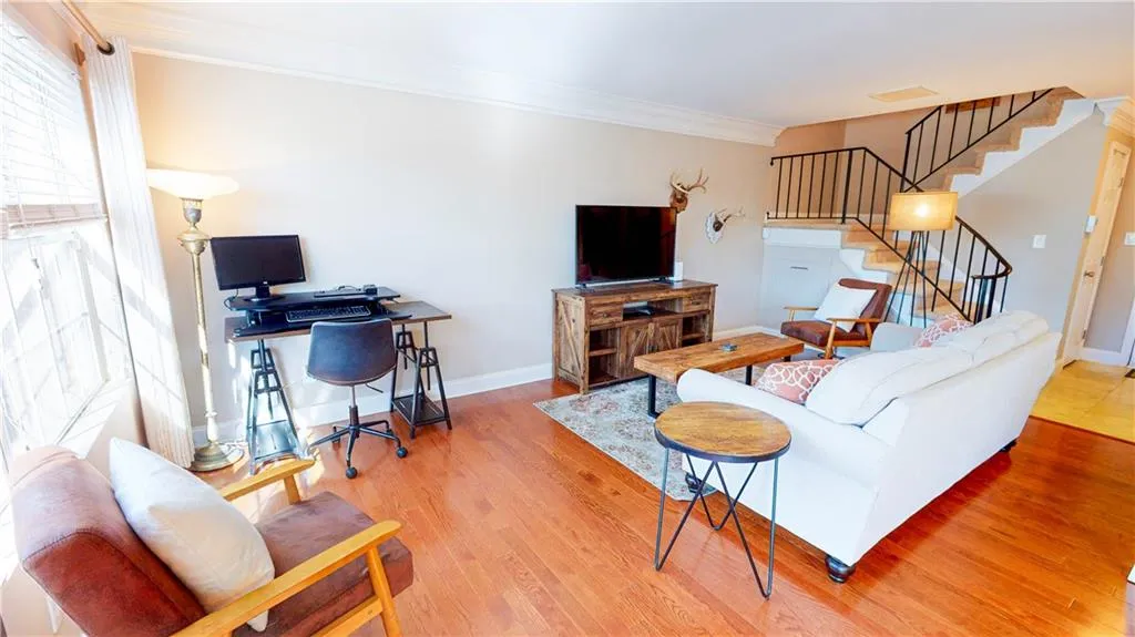 6980 Roswell Road Unit K8, Sandy Springs, Georgia 30328, 2 Bedrooms Bedrooms, ,2 BathroomsBathrooms,Residential,Sold,6980 Roswell Road Unit K8,7021329