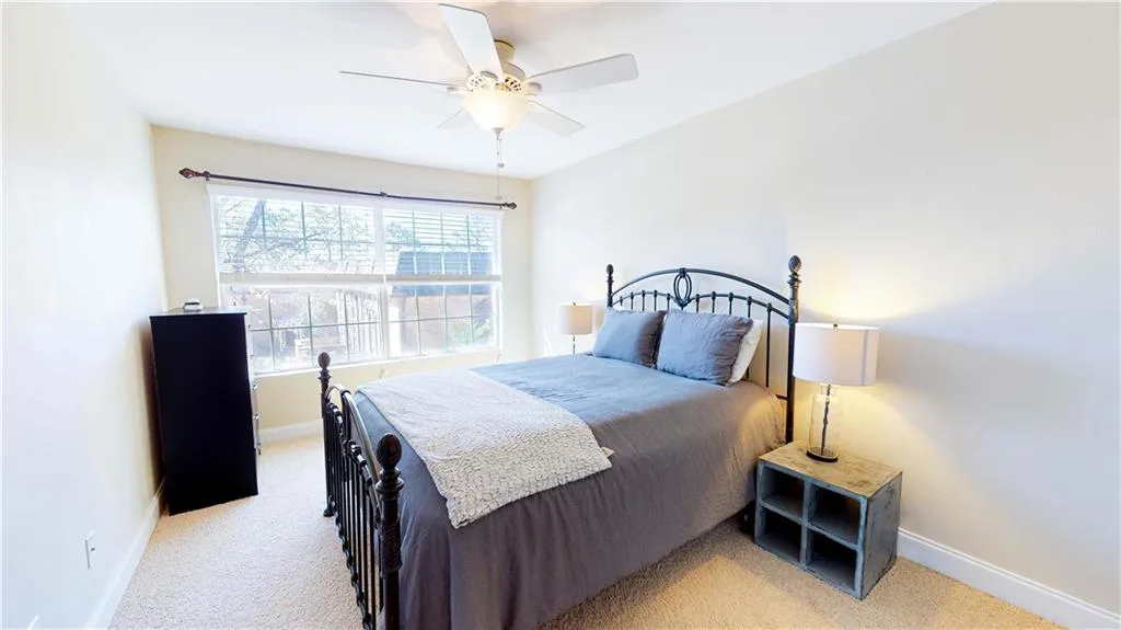 6980 Roswell Road Unit K8, Sandy Springs, Georgia 30328, 2 Bedrooms Bedrooms, ,2 BathroomsBathrooms,Residential,Sold,6980 Roswell Road Unit K8,7021329