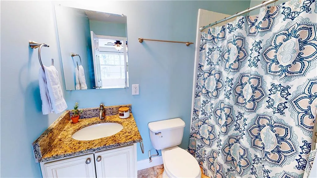 6980 Roswell Road Unit K8, Sandy Springs, Georgia 30328, 2 Bedrooms Bedrooms, ,2 BathroomsBathrooms,Residential,Sold,6980 Roswell Road Unit K8,7021329