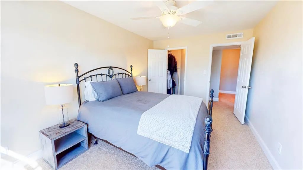 6980 Roswell Road Unit K8, Sandy Springs, Georgia 30328, 2 Bedrooms Bedrooms, ,2 BathroomsBathrooms,Residential,Sold,6980 Roswell Road Unit K8,7021329